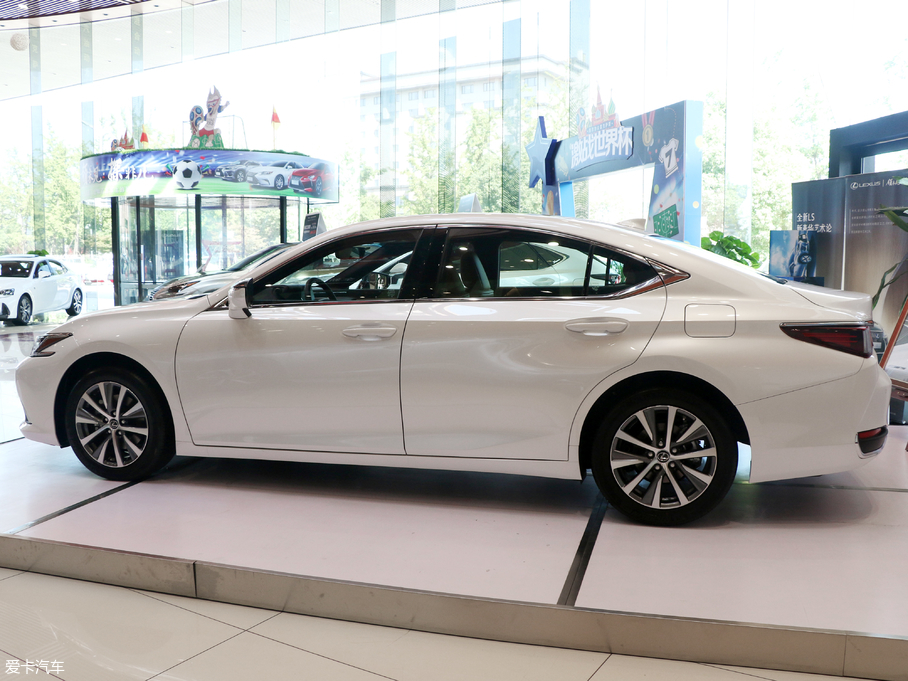 2018׿_˹ES 260 ׿Խ V