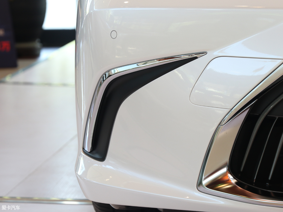 2018׿_˹ES 260 ׿Խ V