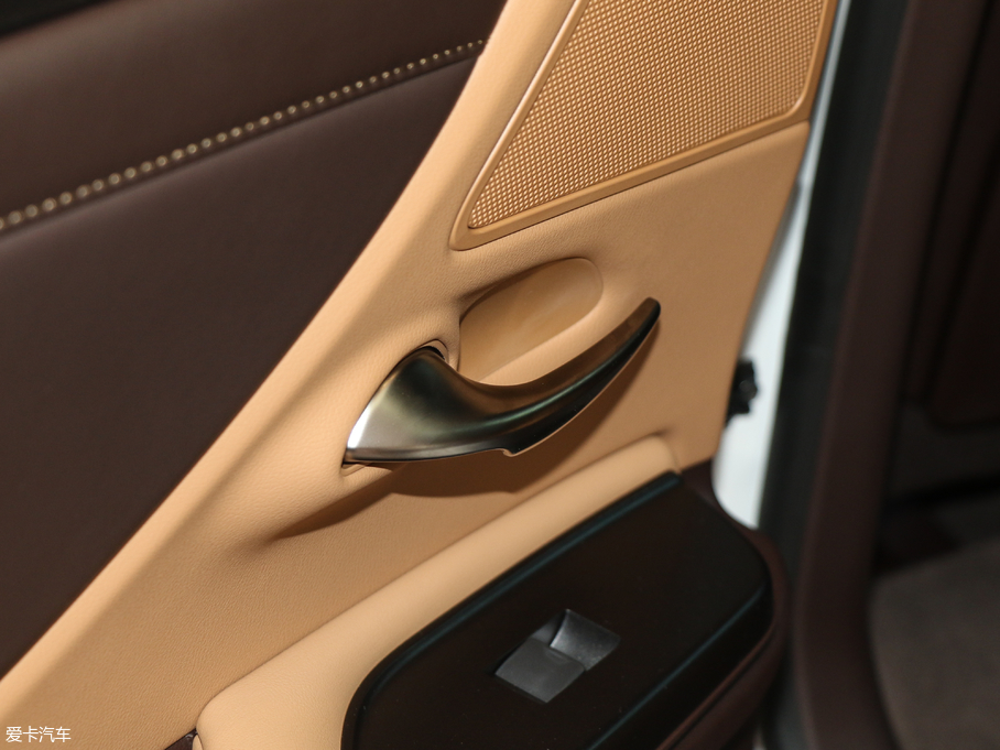 2018׿_˹ES 260 ׿Խ V