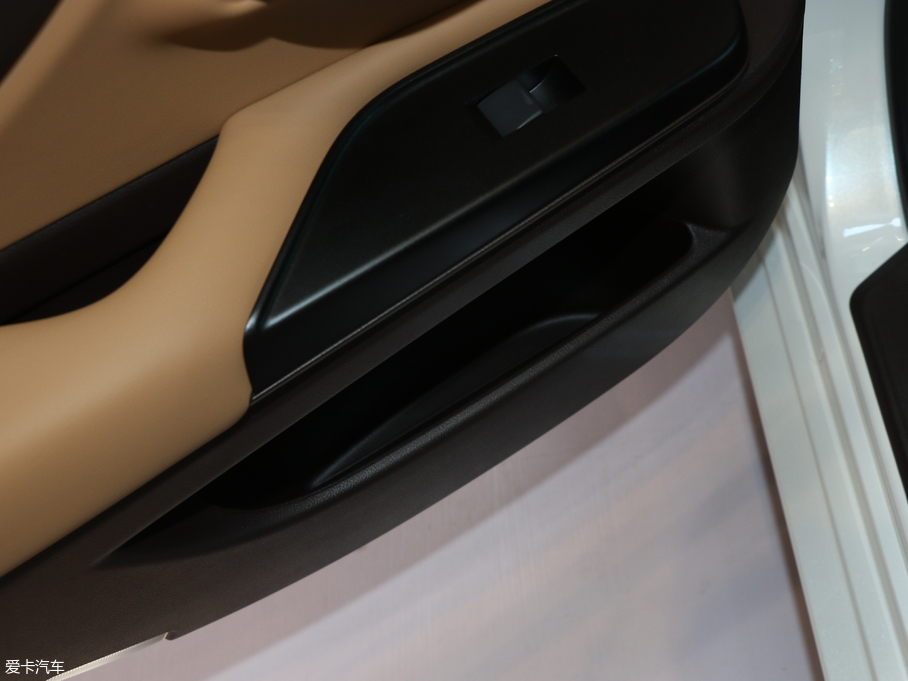 2018׿_˹ES 260 ׿Խ (gu)V