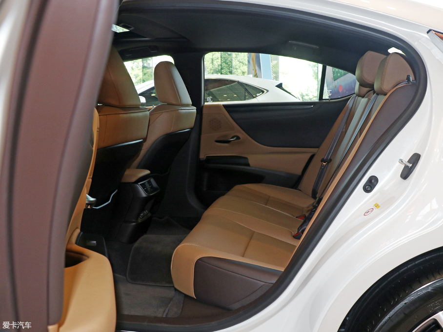 2018׿_˹ES 260 ׿Խ V