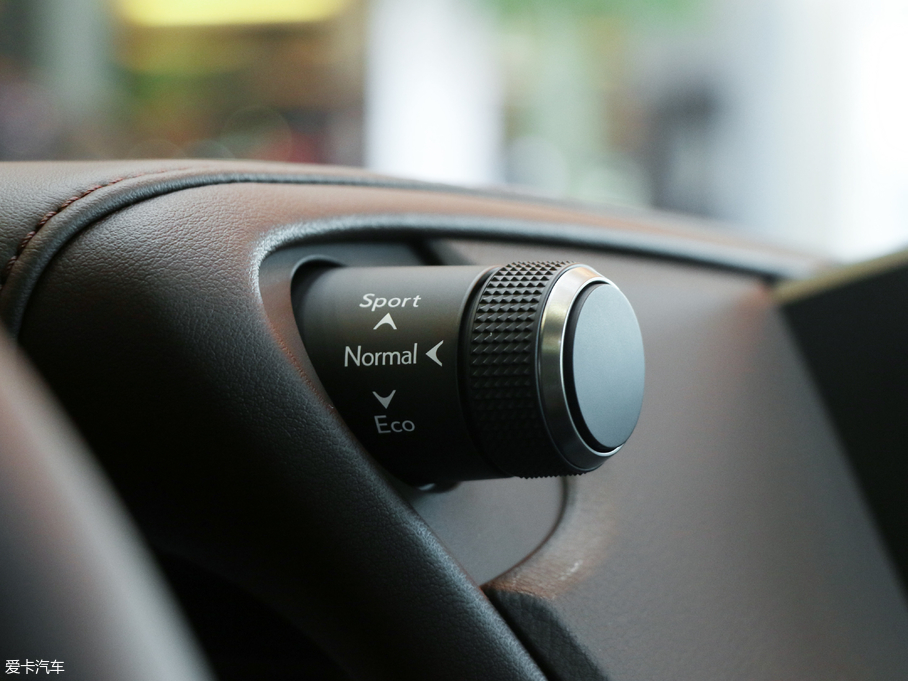 2018׿_˹ES 260 ׿Խ (gu)V