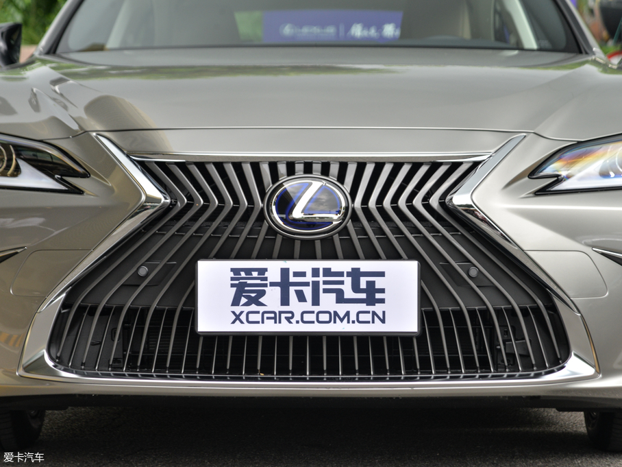 2018׿_˹ES 300h ׿Խ V