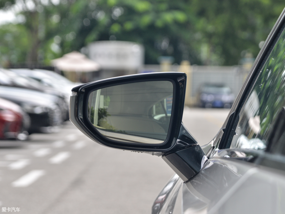 2018׿_˹ES 300h ׿Խ V