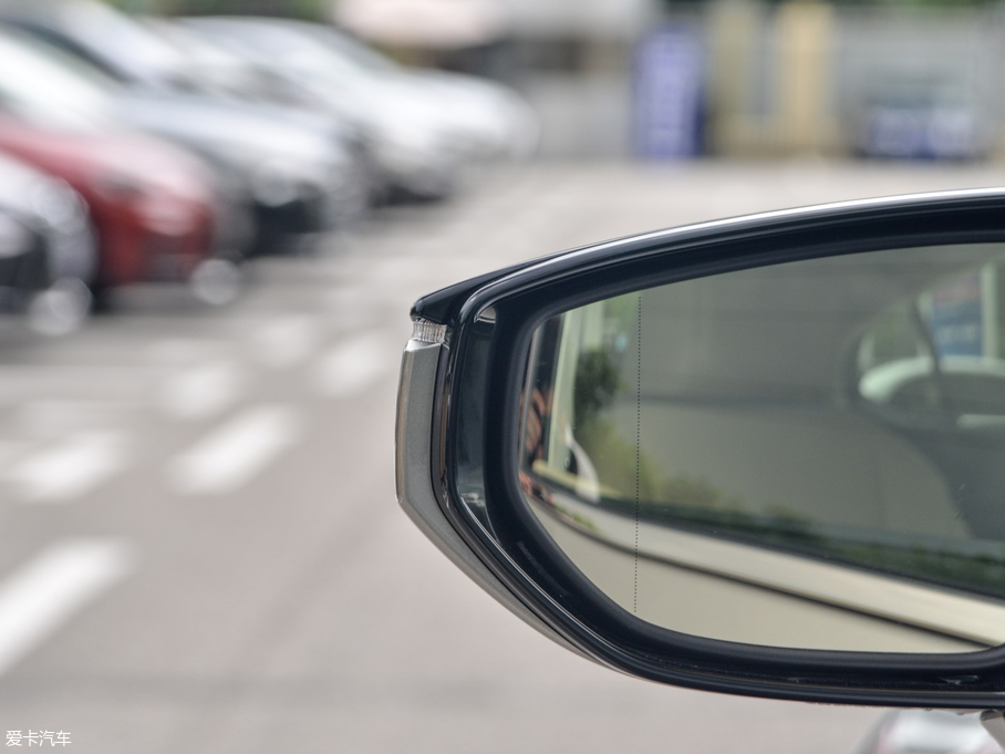 2018׿_˹ES 300h ׿Խ V