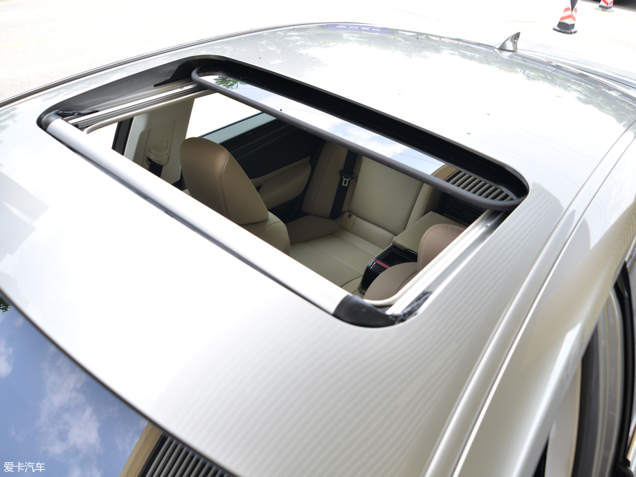 2018׿_˹ES 300h ׿Խ V