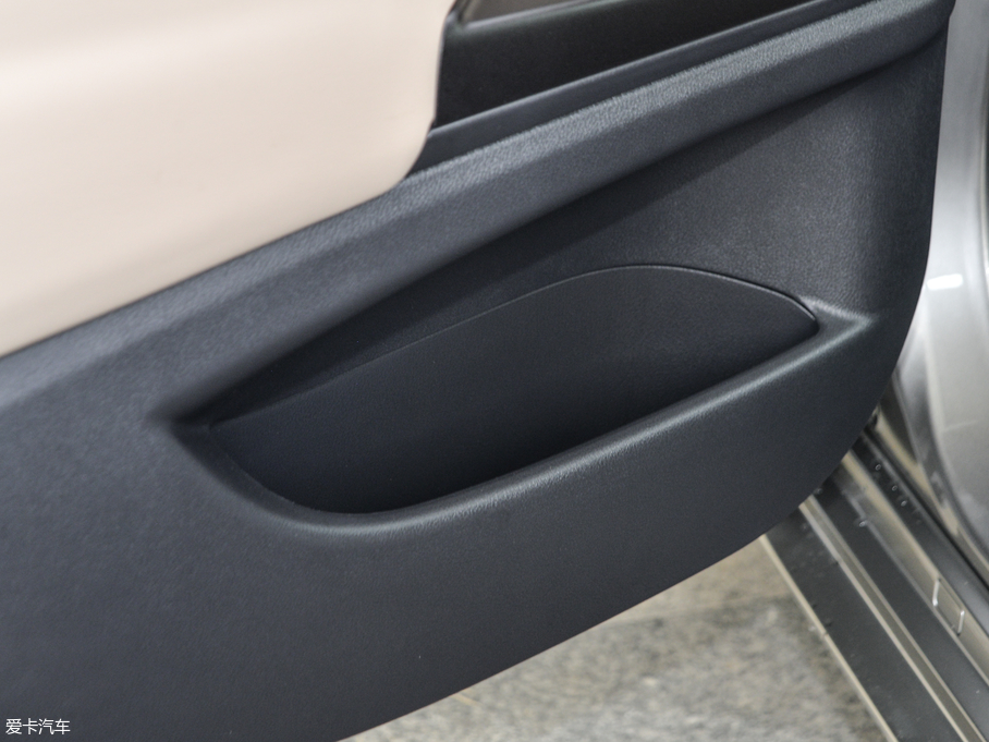 2018׿_˹ES 300h ׿Խ V