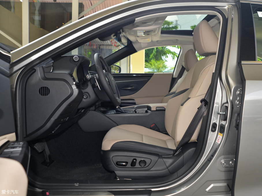 2018׿_˹ES 300h ׿Խ V