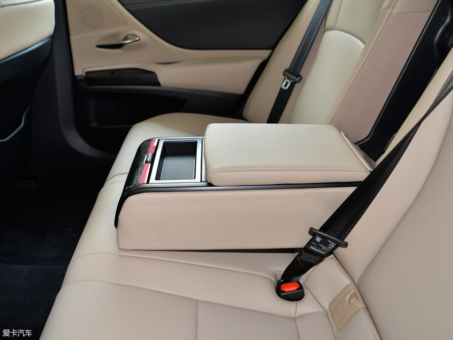 2018׿_˹ES 300h ׿Խ V