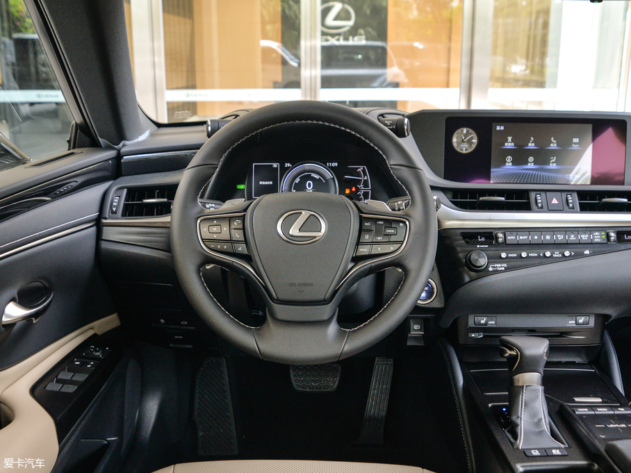 2018׿_˹ES 300h ׿Խ V