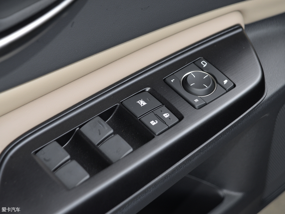 2018׿_˹ES 300h ׿Խ V