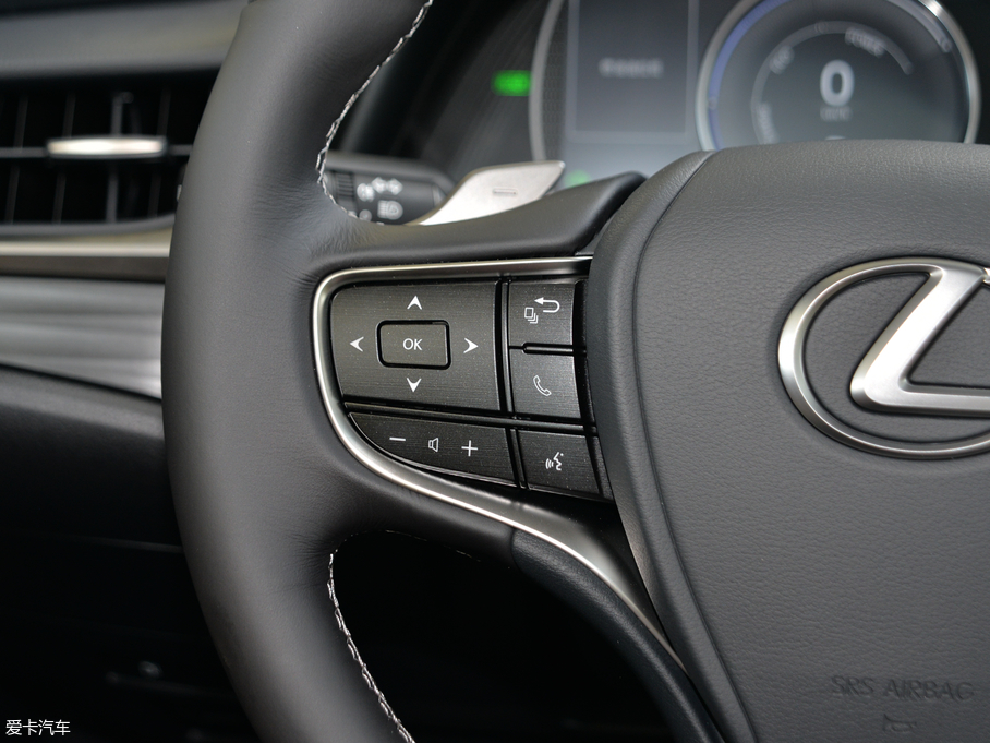 2018׿_˹ES 300h ׿Խ V