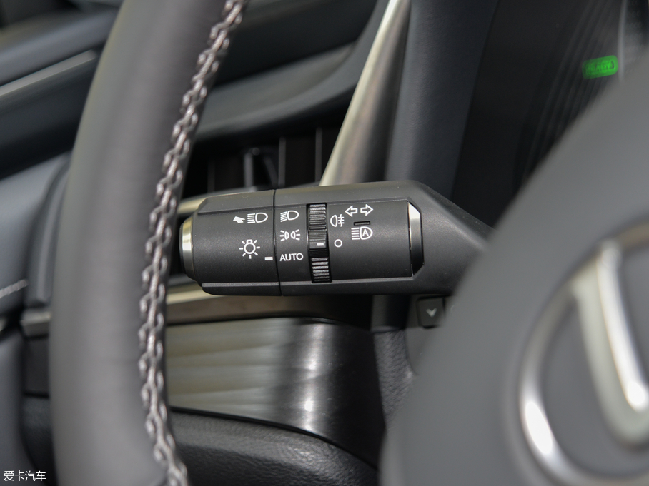 2018׿_˹ES 300h ׿Խ V