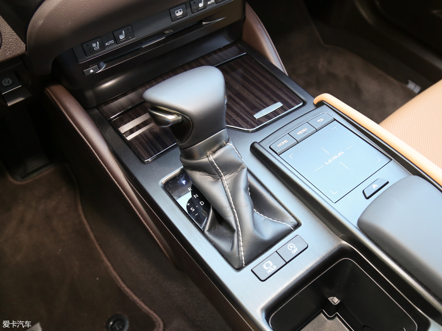 2018���׿��_˹ES 200 ���A�� ��V