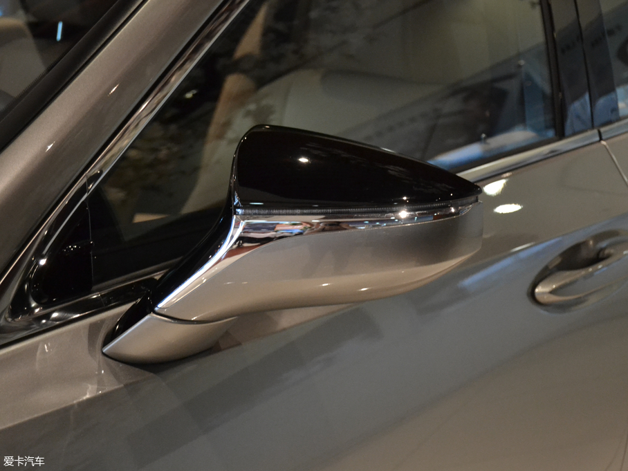 2018׿_˹ES 200 ׿Խ V