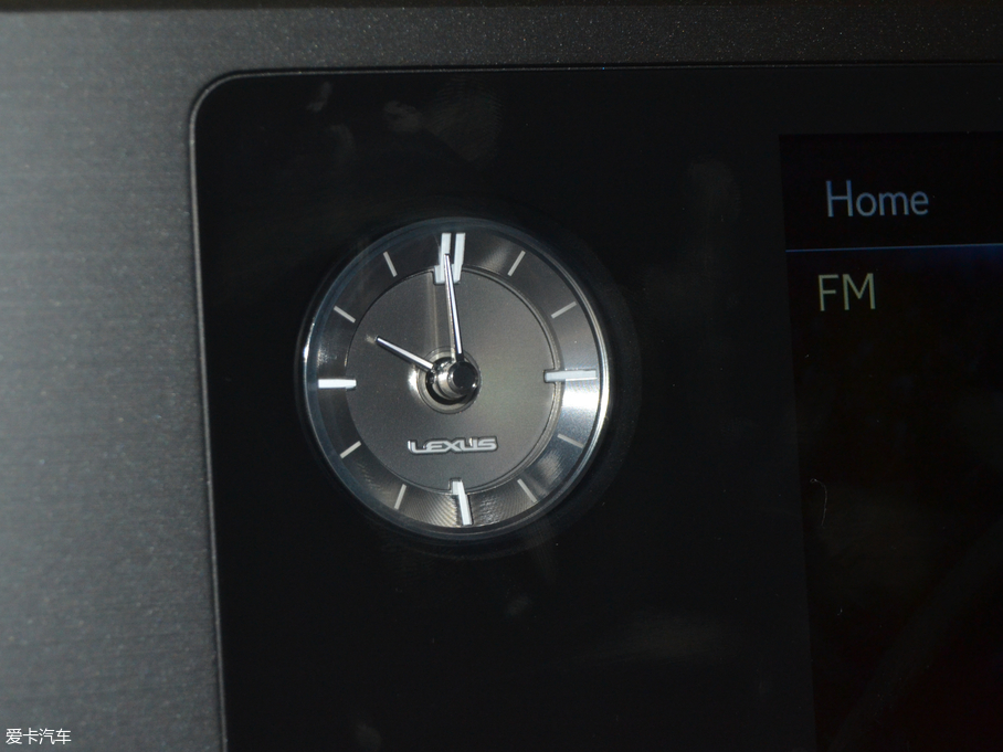 2018׿_˹ES 200 ׿Խ V