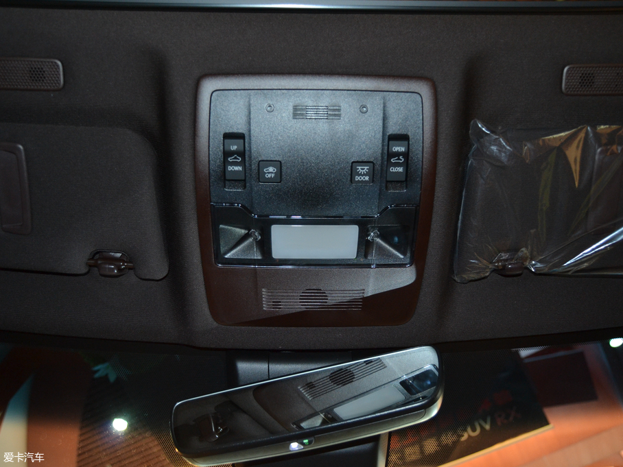 2018׿_˹ES 200 ׿Խ V