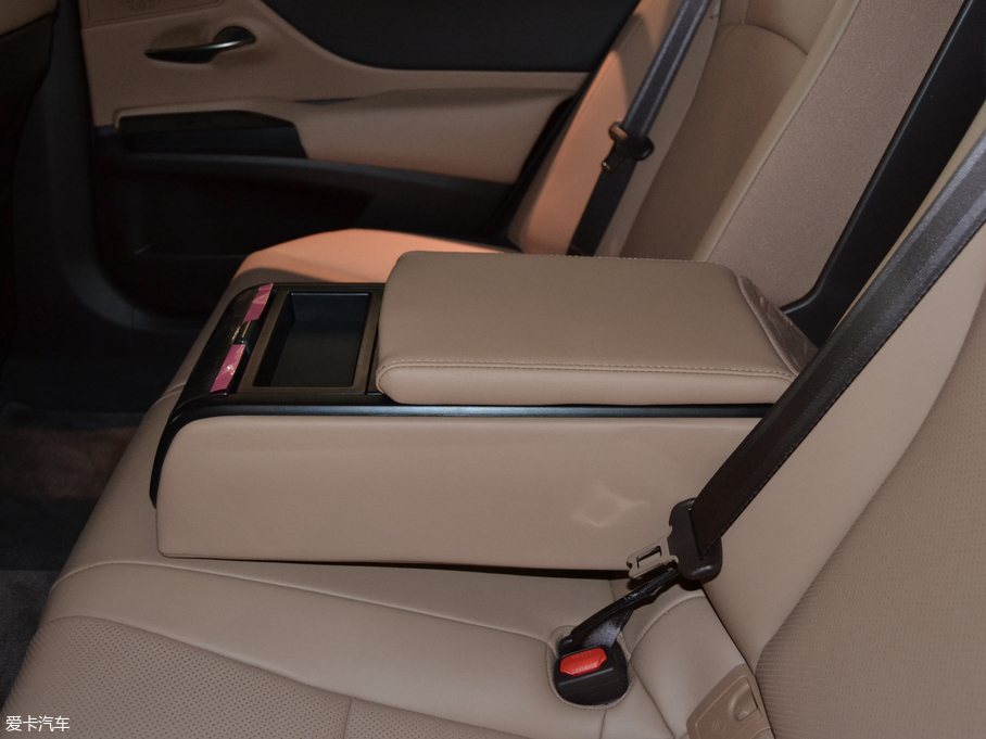 2018׿_˹ES 200 ׿Խ V