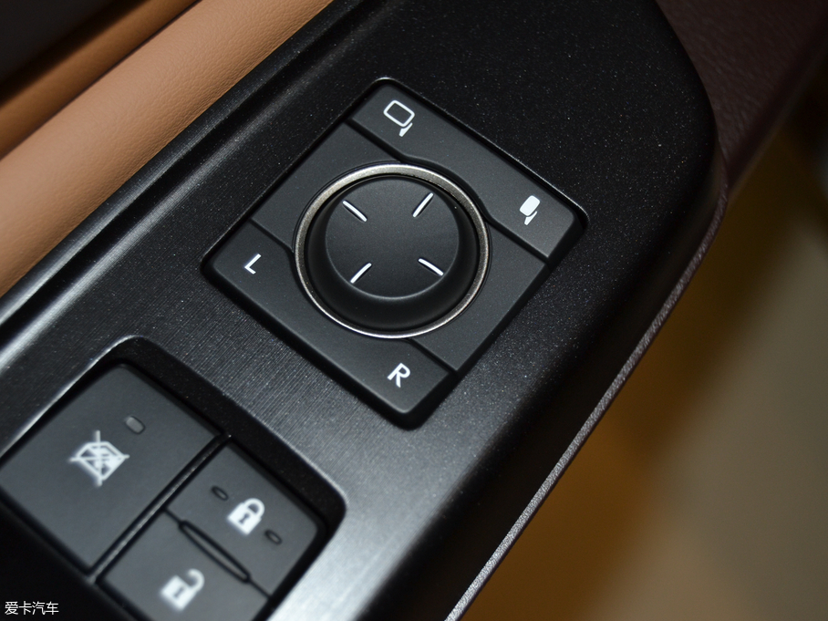 2018׿_˹ES 200 ׿Խ V