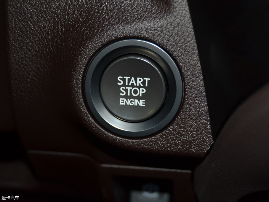 2018׿_˹ES 200 ׿Խ (gu)V