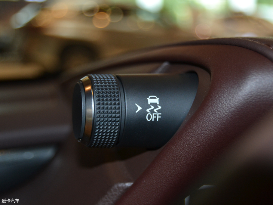 2018׿_˹ES 200 ׿Խ (gu)V