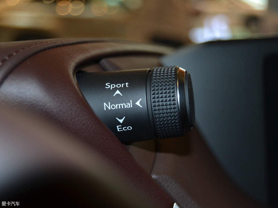 2018׿_˹ES 200 ׿Խ (gu)V