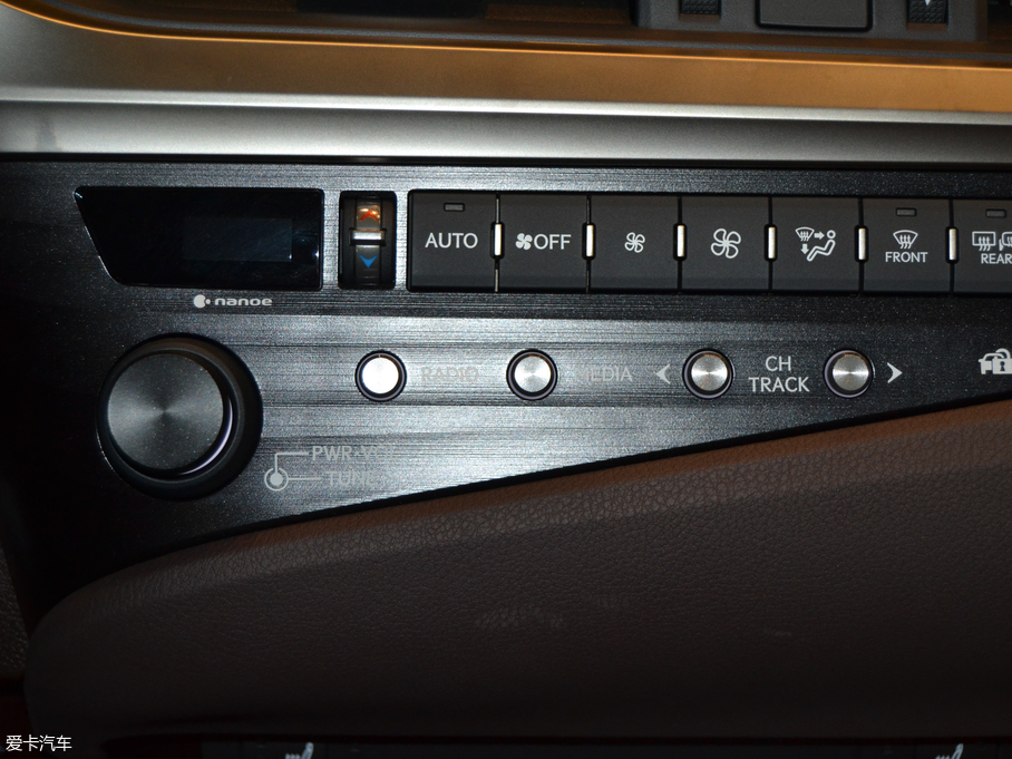 2018׿_˹ES 200 ׿Խ V