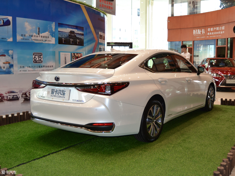 2018׿_˹ES 300h ׿Խ V