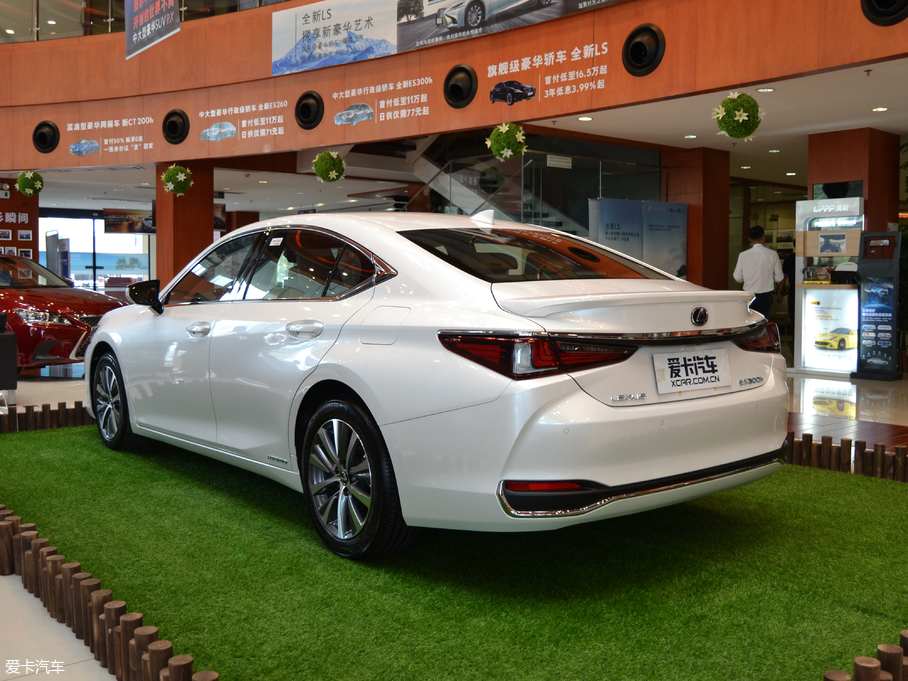 2018׿_˹ES 300h ׿Խ V