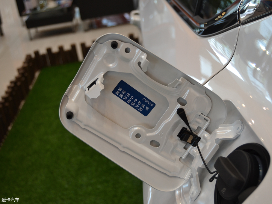 2018׿_˹ES 300h ׿Խ V