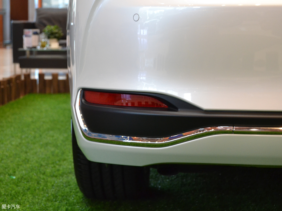 2018׿_˹ES 300h ׿Խ V