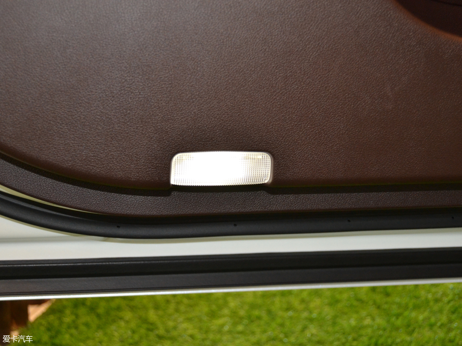 2018׿_˹ES 300h ׿Խ V