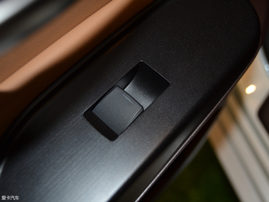 2018׿_˹ES 300h ׿Խ V