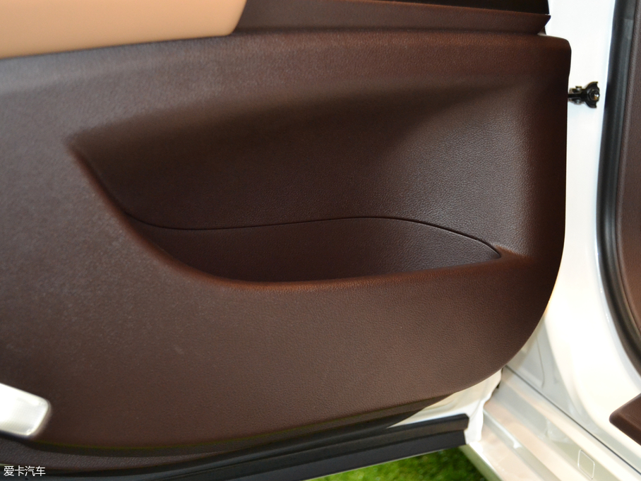 2018׿_˹ES 300h ׿Խ V