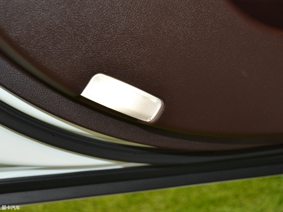 2018׿_˹ES 300h ׿Խ V