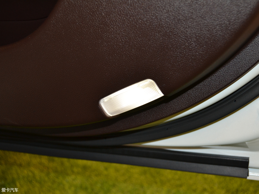 2018׿_˹ES 300h ׿Խ V