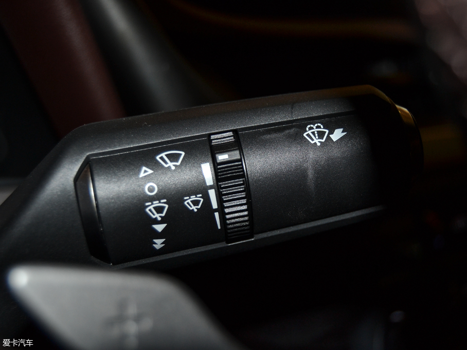 2018׿_˹ES 300h ׿Խ V