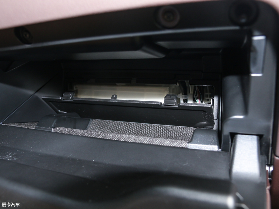 2018׿_˹ES 300h  (gu)V