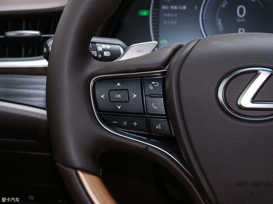 2018׿_˹ES 300h  (gu)V