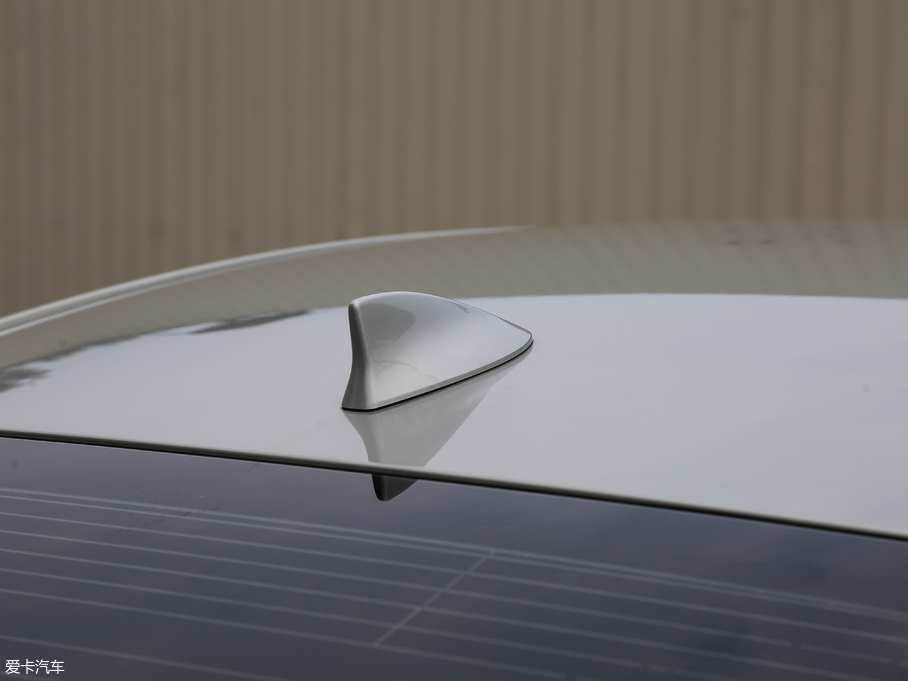 2018׿_˹ES 300h ׿Խ V