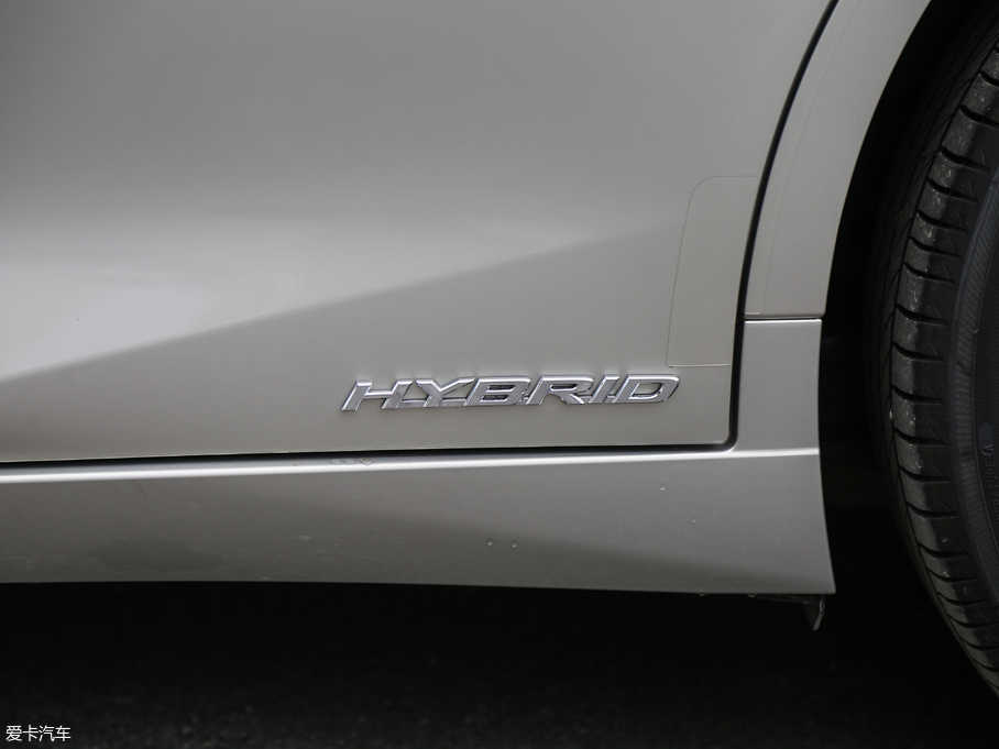 2018׿_˹ES 300h ׿Խ V