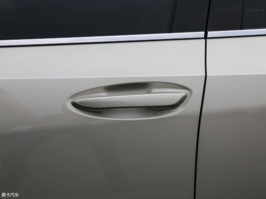 2018׿_˹ES 300h ׿Խ V