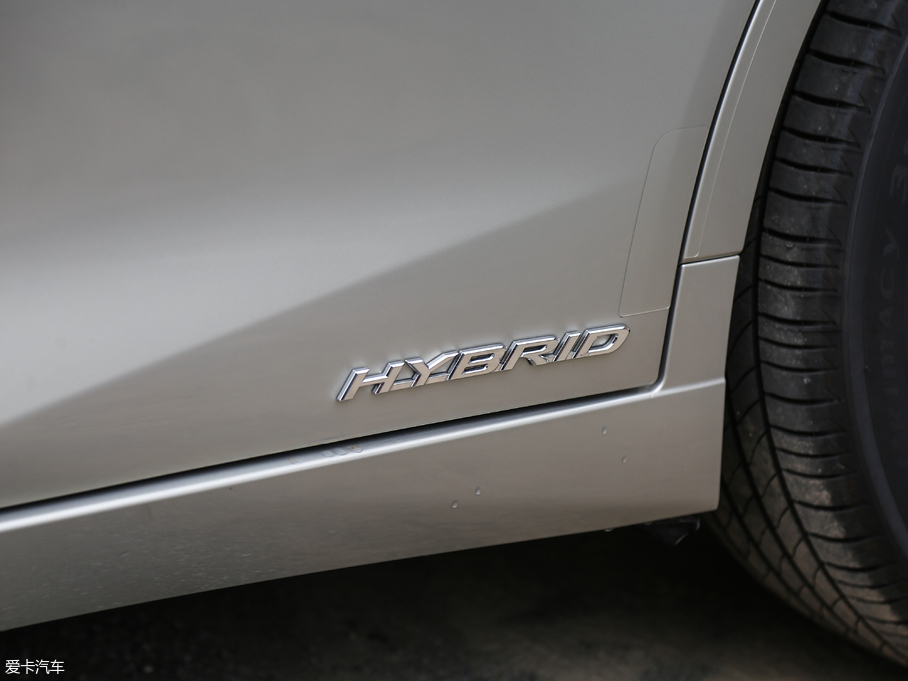 2018׿_˹ES 300h ׿Խ V