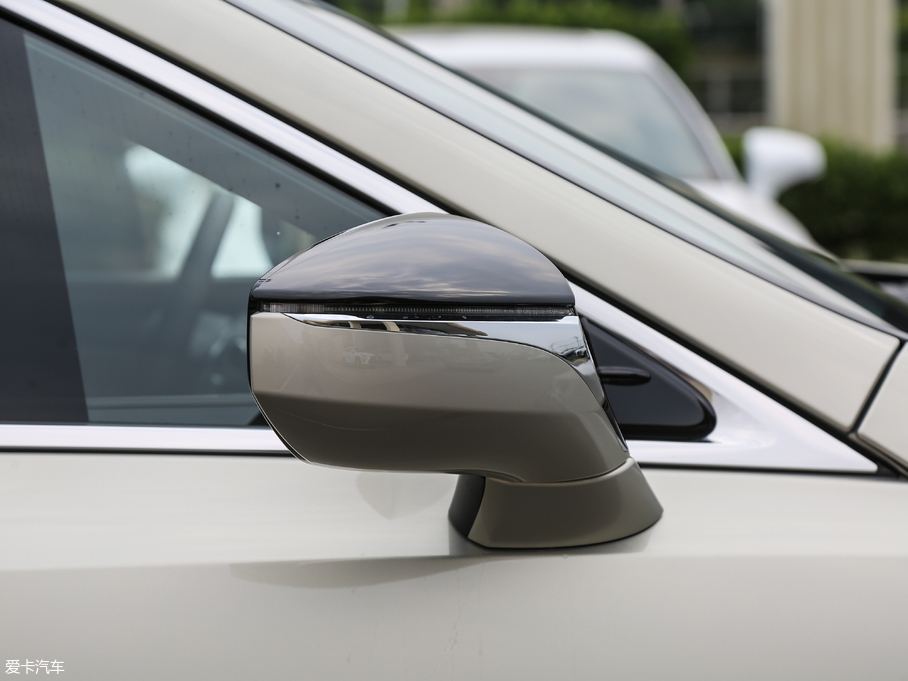 2018׿_˹ES 300h ׿Խ V