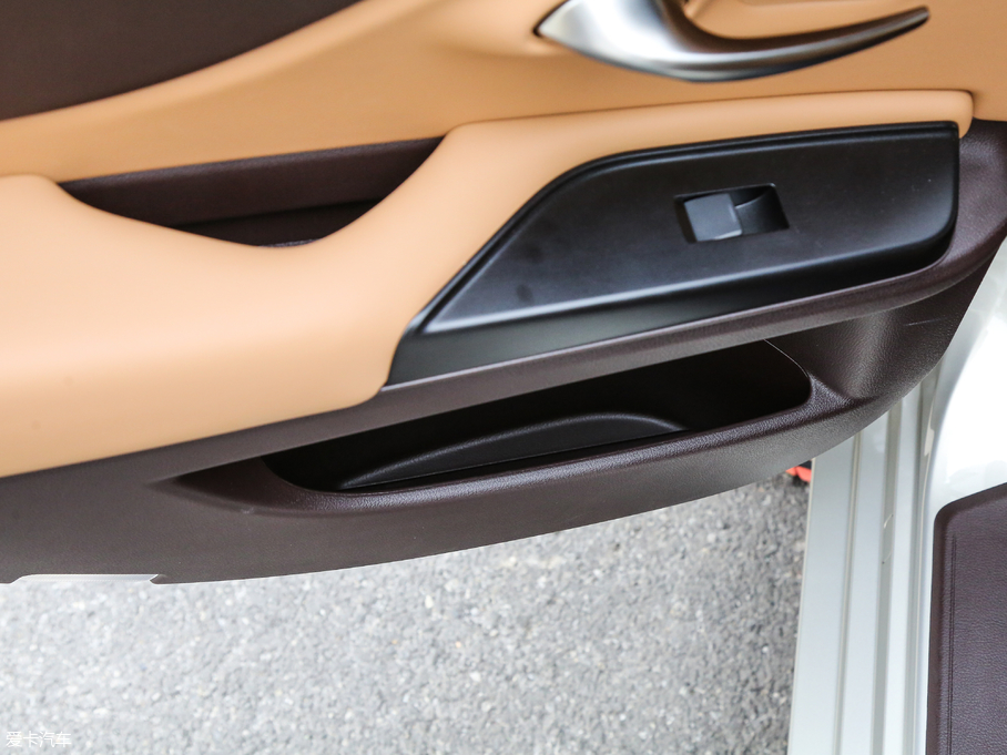 2018׿_˹ES 300h ׿Խ V