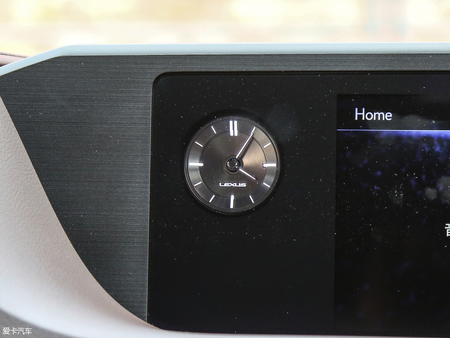 2018׿_˹ES 300h ׿Խ V