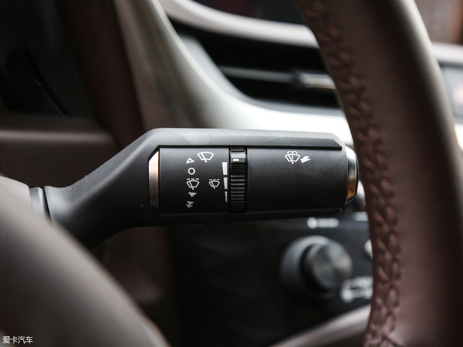 2018׿_˹ES 300h ׿Խ V