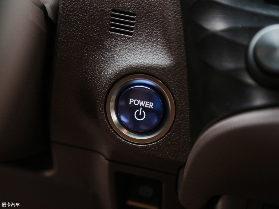 2018׿_˹ES 300h ׿Խ V