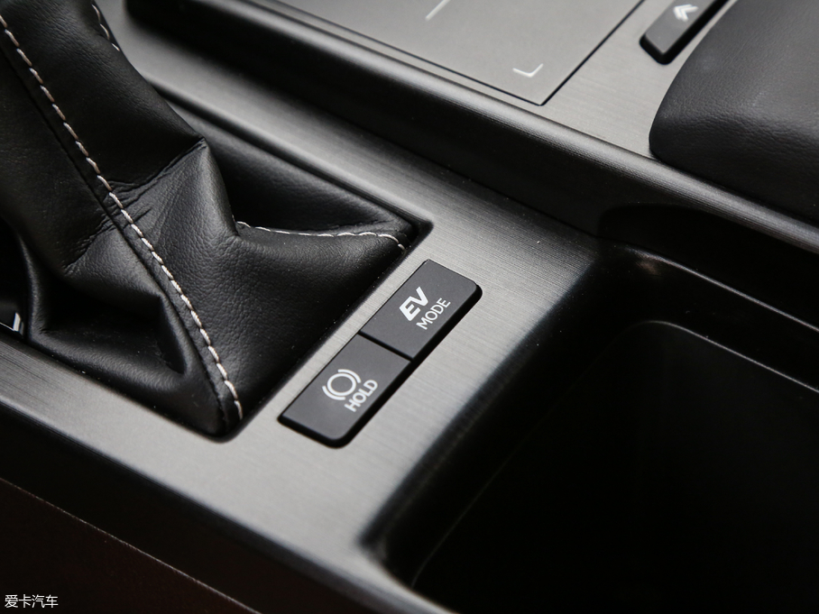 2018׿_˹ES 300h ׿Խ V