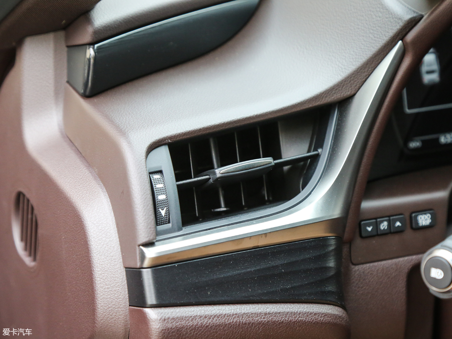 2018׿_˹ES 300h ׿Խ V